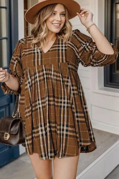 Stylish Plus Size V-Neck Mini Dress in Plaid Pattern