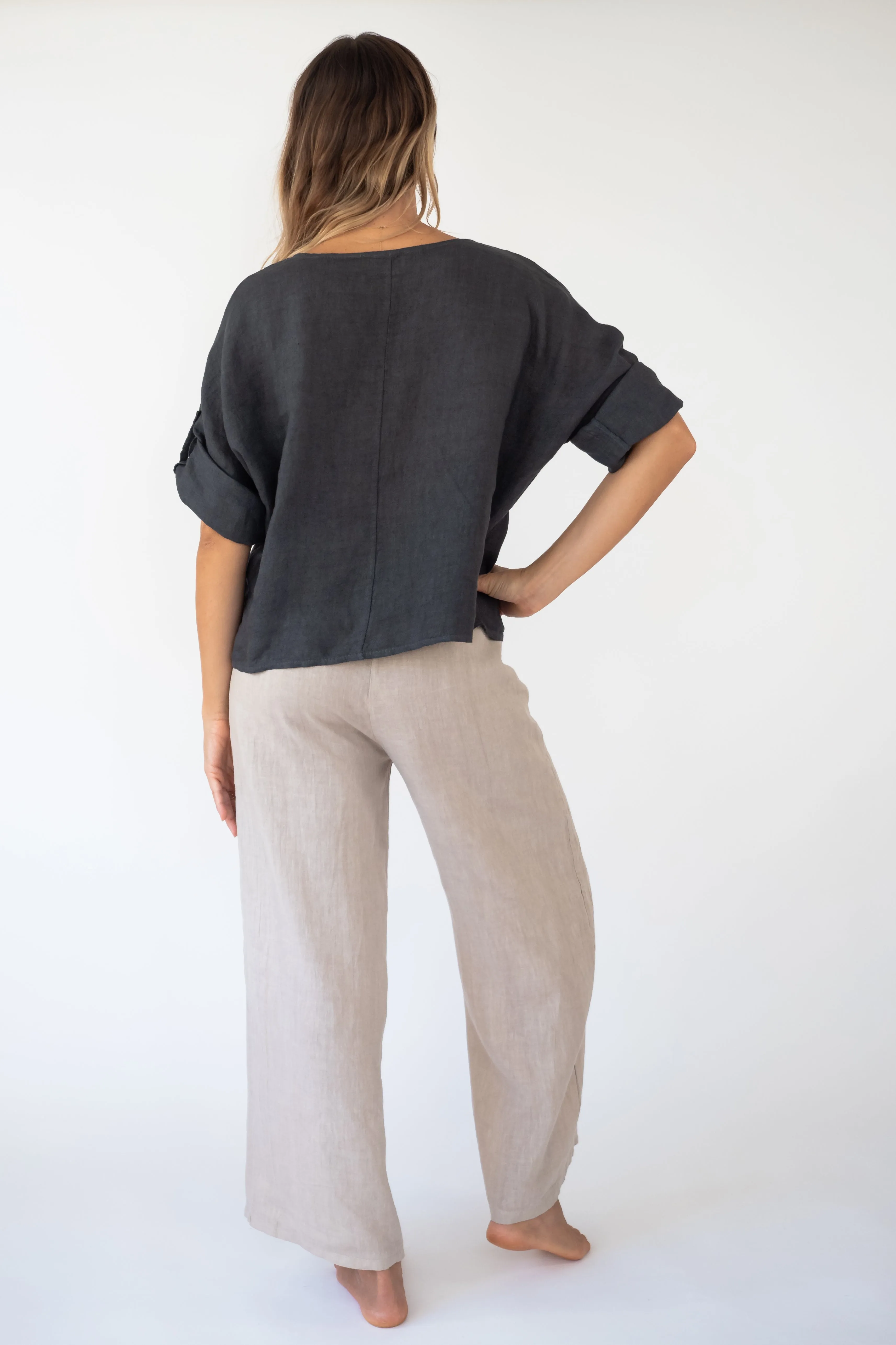 the KEKAHI Linen top