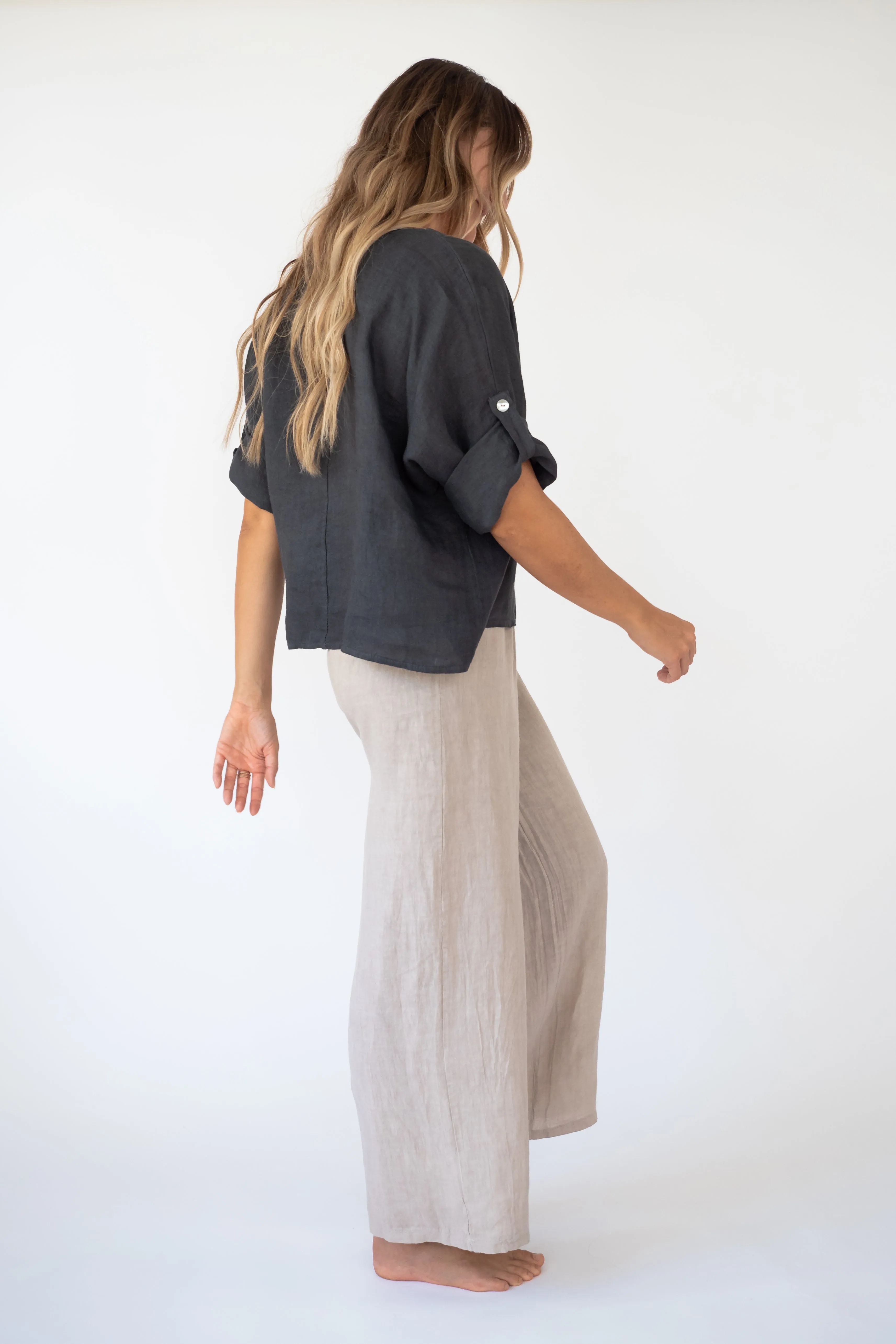 the KEKAHI Linen top