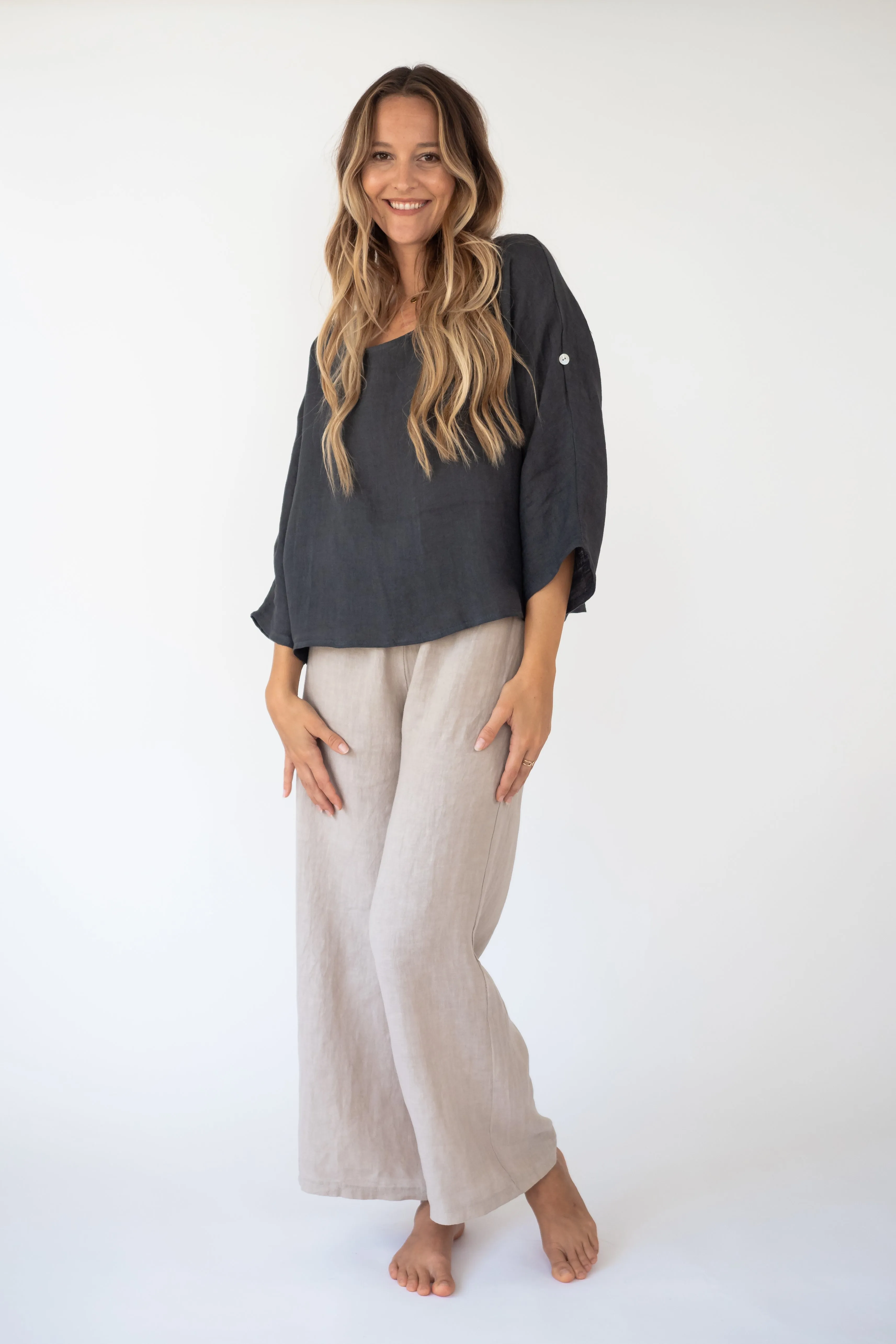 the KEKAHI Linen top